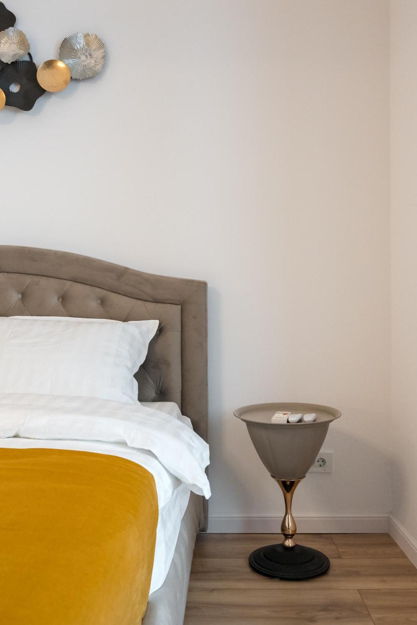 Apartament Plaza 37 *